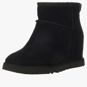 UGG Women's Classic Femme Mini Boot - Black